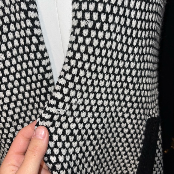 Colour works. Small cardigan. Long sleeve. - Picture 3 of 10